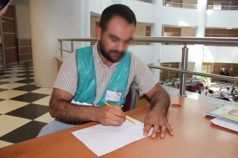 Uyuşturucu çok sevdiği resimden uzaklaştırdı