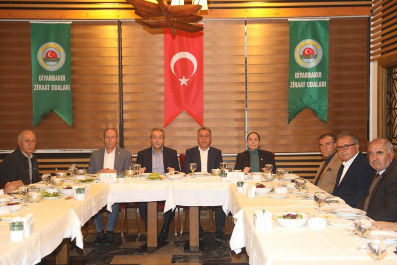 Eker çiftçi temsilcileri ile bir araya geldi