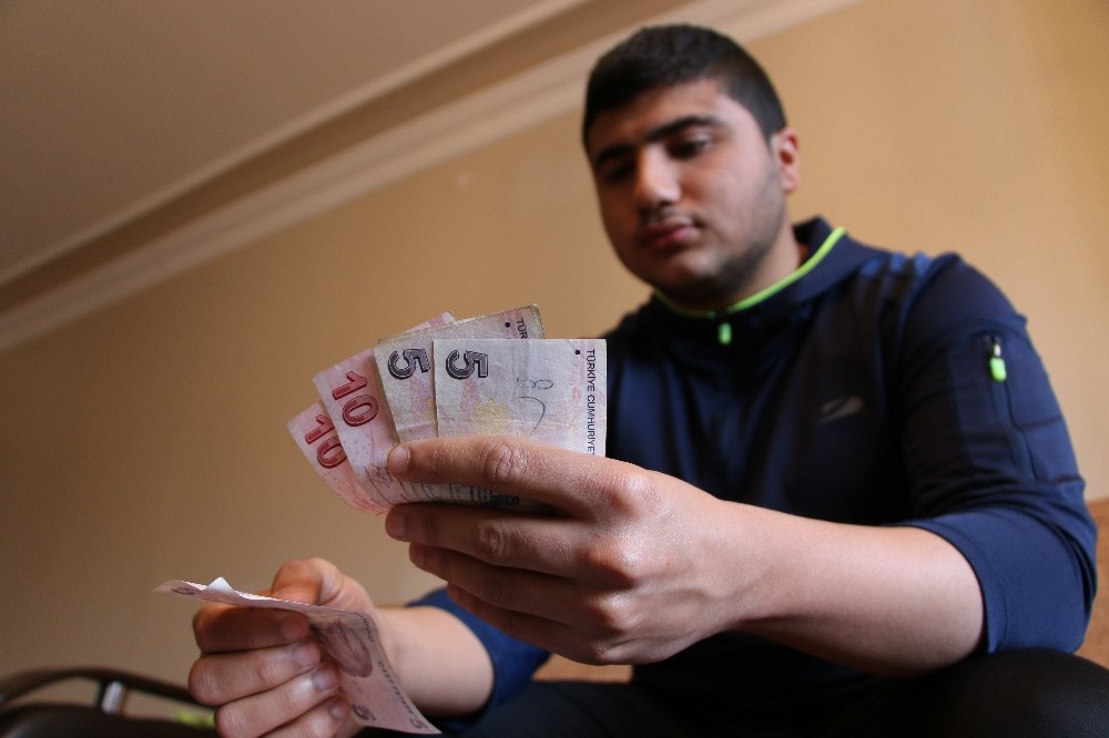 Koruma altındaki çocuklar ″Biz bize yeteriz″ dedi harçlıklarını bağışladı