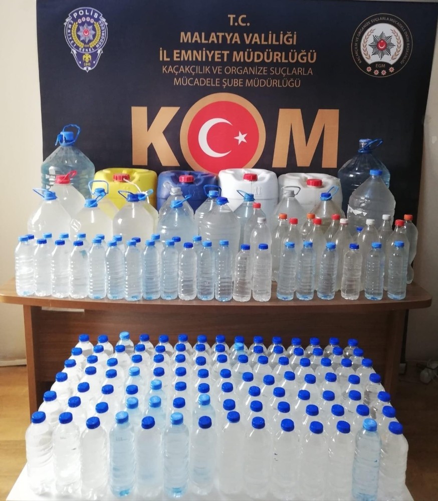 Malatya’da 318 litre sahte içki ele geçirildi