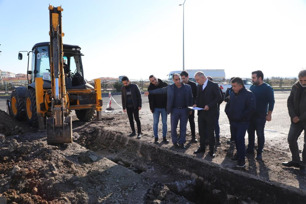 Kayapınar’da ilave yağmur suyu hattı çalışmaları başladı
