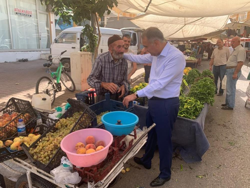 Vali Çuhadar, pazarcı esnafının sıkıntılarını dinledi