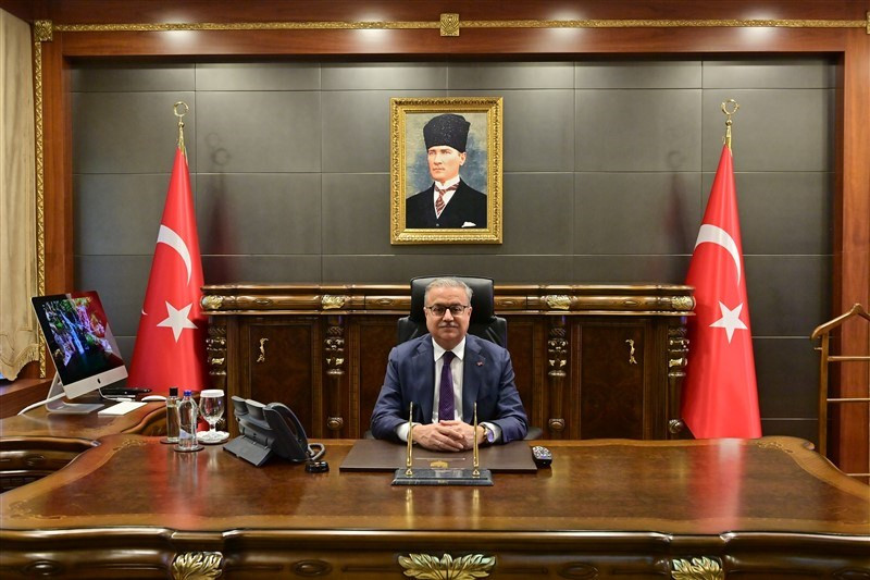 Vali Su, "Diyarbakır’ımızın gelişmesi için gayret sarf etmeye devam edeceğiz"