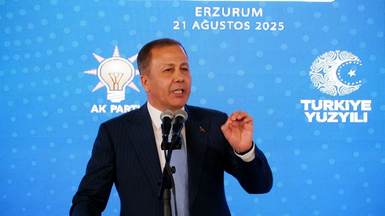 Bakan Yerlikaya: T&uuml;rkiye artık ter&ouml;rle değil, teknoloji ve yatırımla anılıyor