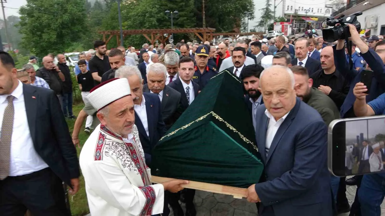 Ulaştırma Bakanı Uraloğlu'nun acı günü!