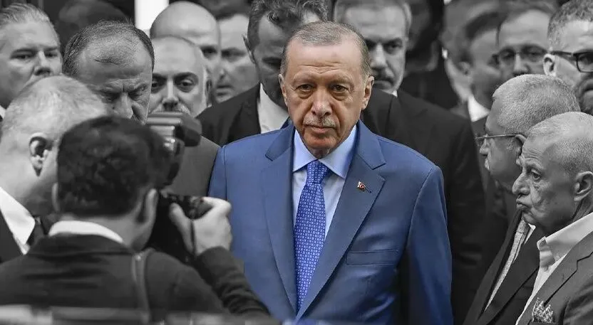 Cumhurbaşkanı Erdoğan'a yakın yazarlardan vekillere sert sözler!