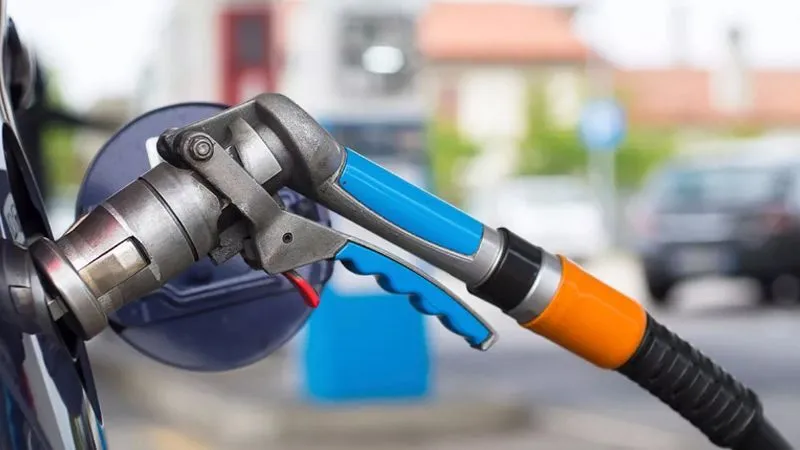 Otogaza gece yarısı zammı: Litre 27,08 TL’ye çıktı