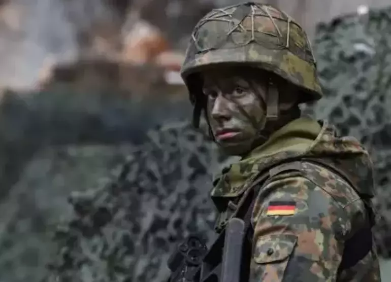 Almanya’da Tatbikat Skandalı! Polis Askerleri Gerçek Sanıp Ateş Açtı