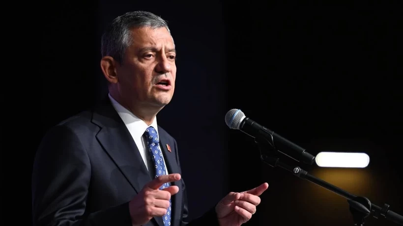 Özgür Özel ateş püskürdü! Muhittin Böcek ile ilgili çarpıcı detay