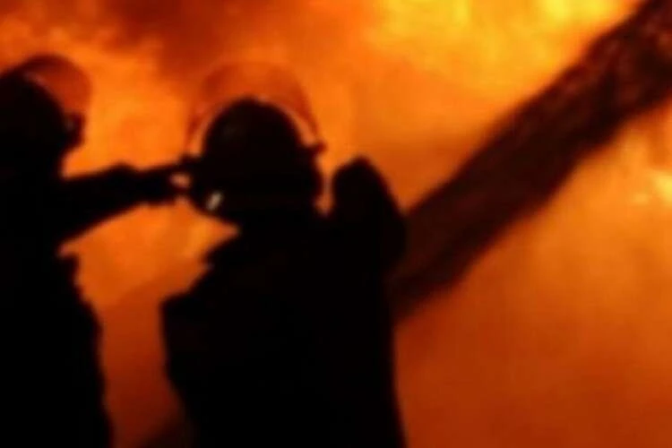 7 katlı binada yangın! 20 kişi hayatını kaybetti