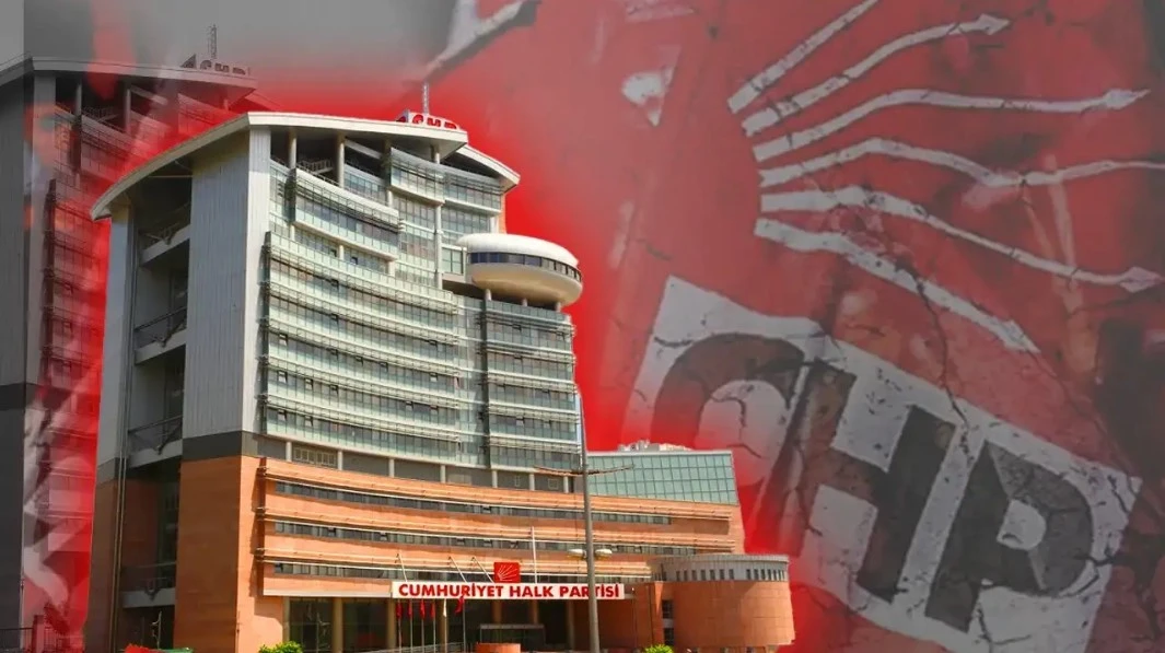 CHP&rsquo;li meclis &uuml;yeleri AK Parti&rsquo;ye ge&ccedil;ti