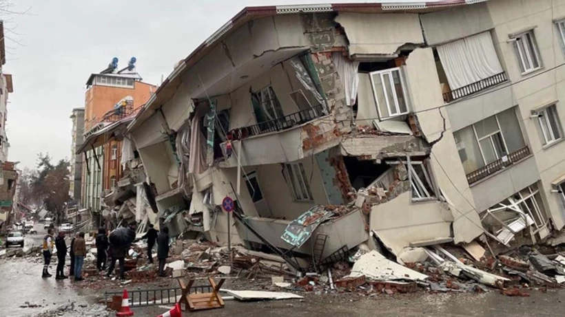 İstanbul'da deprem!