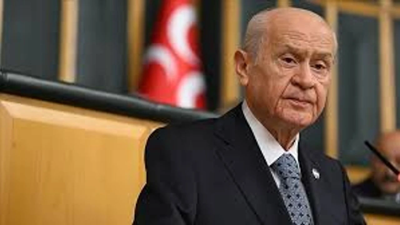 Bah&ccedil;eli'den emekli maaşı i&ccedil;in net mesaj: Gerekirse g&ouml;vdemizi taşın altına koyarız