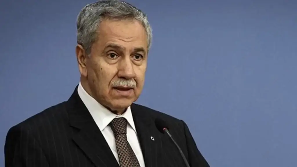 B&uuml;lent Arın&ccedil;&rsquo;tan dikkat &ccedil;eken değerlendirme!