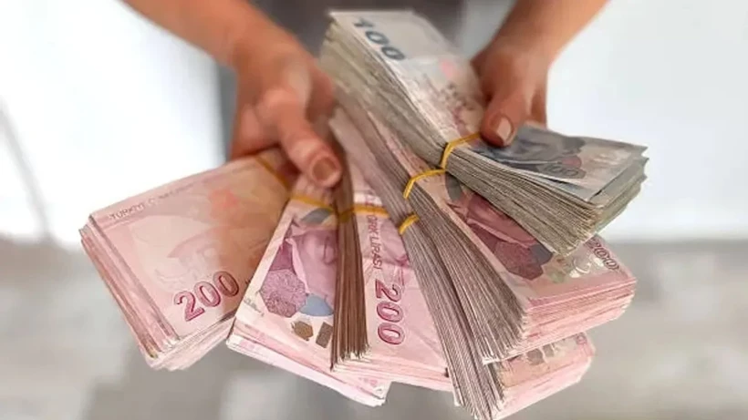 En d&uuml;ş&uuml;k emekli maaşına refah payı sinyali!