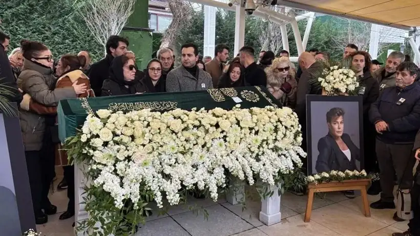 Armağan &Ccedil;ağlayan Fatih &Uuml;rek&rsquo;in cenazesi &uuml;zerinden sert &ccedil;ıktı!