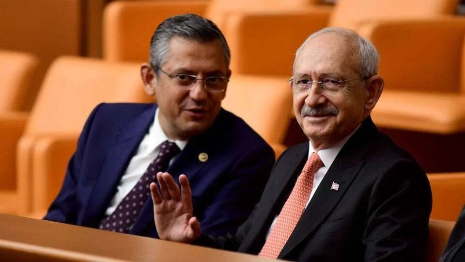 Kılı&ccedil;daroğlu&rsquo;nun Yeni Parti İddiası Siyaseti Salladı!