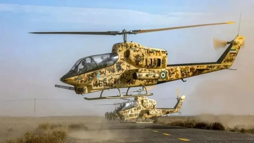 Hava Kuvvetleri'ne ait helikopter d&uuml;şt&uuml;!