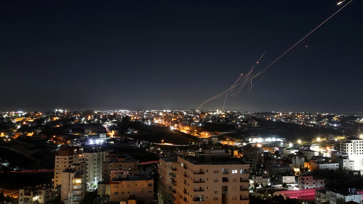 Savaşta 3. g&uuml;n: ABD-İsrail, İran ve L&uuml;bnan'a saldırıyor!