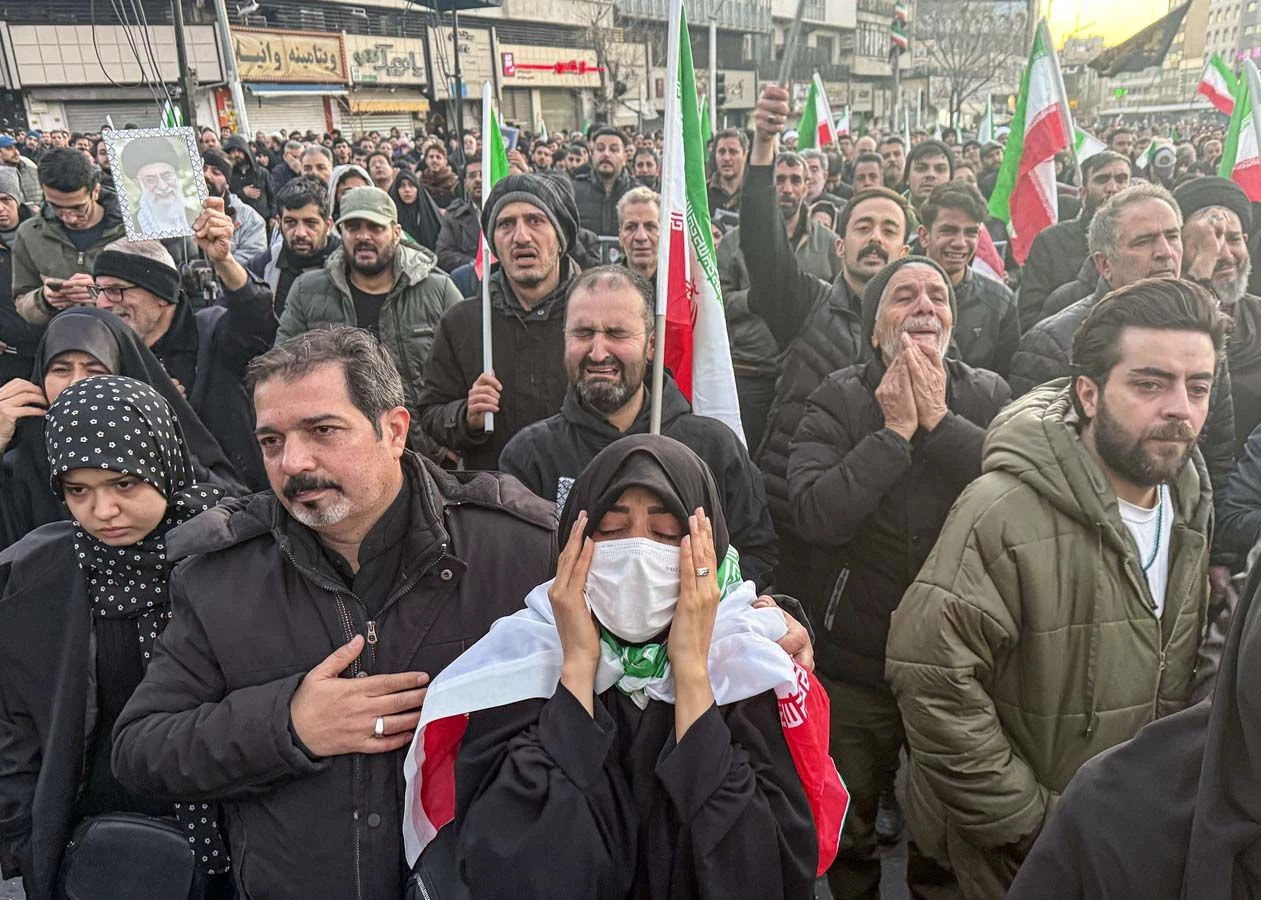 İran'dan ABD ve İsrail'e: Onların kalbini yakacağız