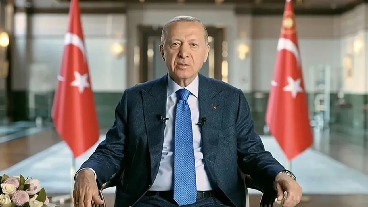 Prof. Dr. Ayaydın&rsquo;dan Erdoğan&rsquo;ın Diploması Hakkında a&ccedil;ıklama