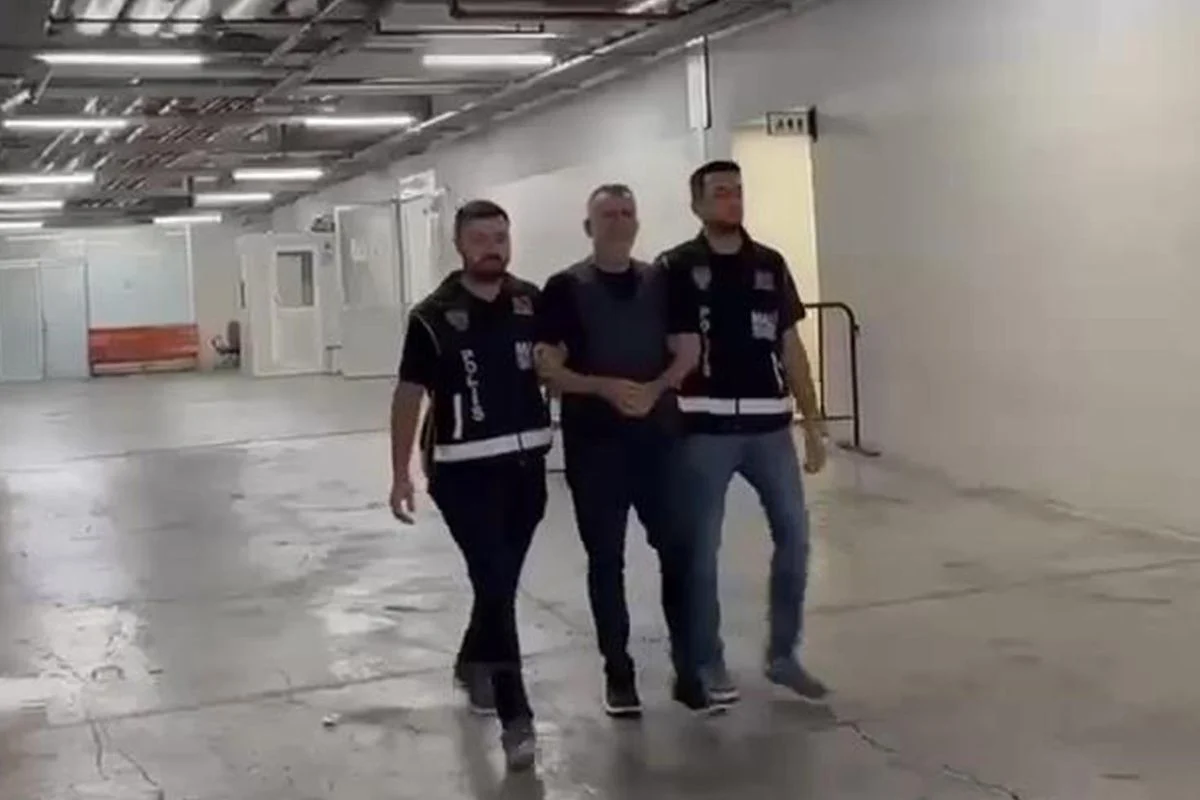 Haluk Levent'in savcılık ifadesi ve cezaevine g&ouml;t&uuml;r&uuml;ld&uuml;ğ&uuml; anların g&ouml;r&uuml;nt&uuml;s&uuml; ortaya &ccedil;ıktı