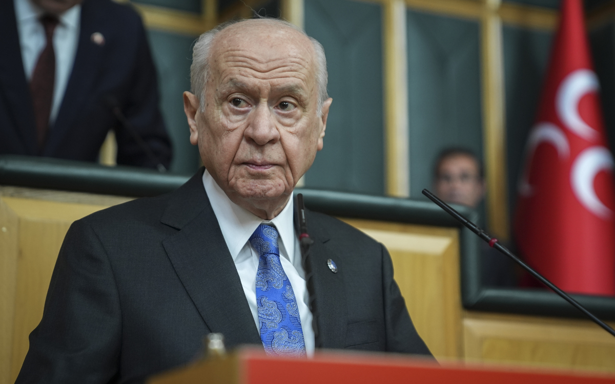 Bah&ccedil;eli'den &Ouml;zg&uuml;r &Ouml;zel'in kuracağı partiyle ilgili ilk a&ccedil;ıklama