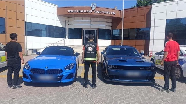 D&uuml;ğ&uuml;n konvoyuyla yolu kapatmanın bedeli ağır oldu