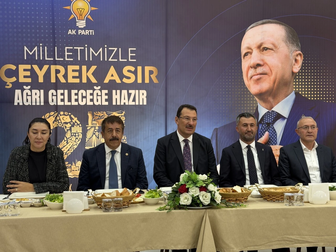 Ali İhsan Yavuz&rsquo;dan Ağrı&rsquo;da se&ccedil;im ve anayasa mesajı
