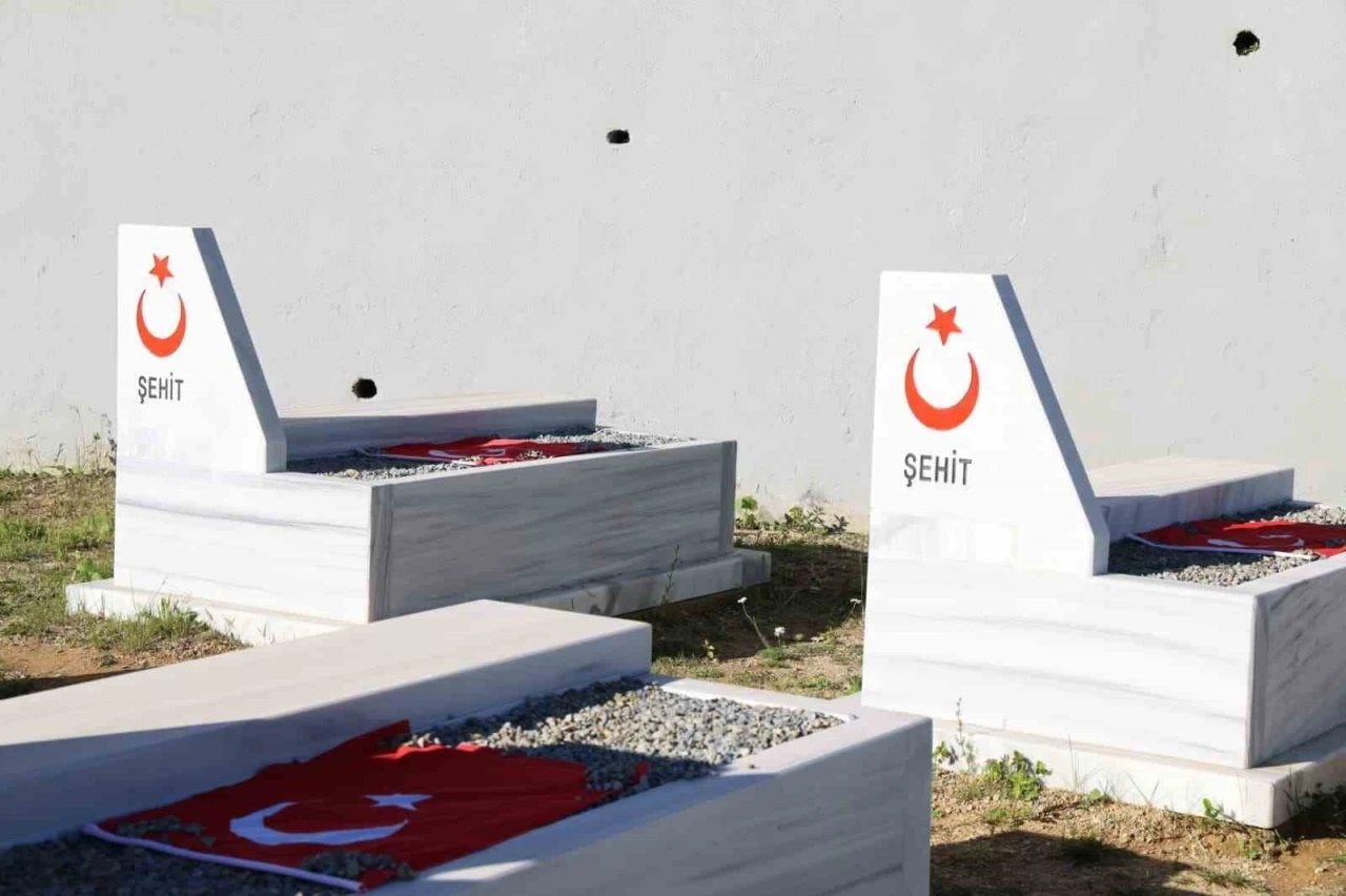 Başkan Gen&ccedil;&rsquo;ten Harmantepe Şehitlerine vefa