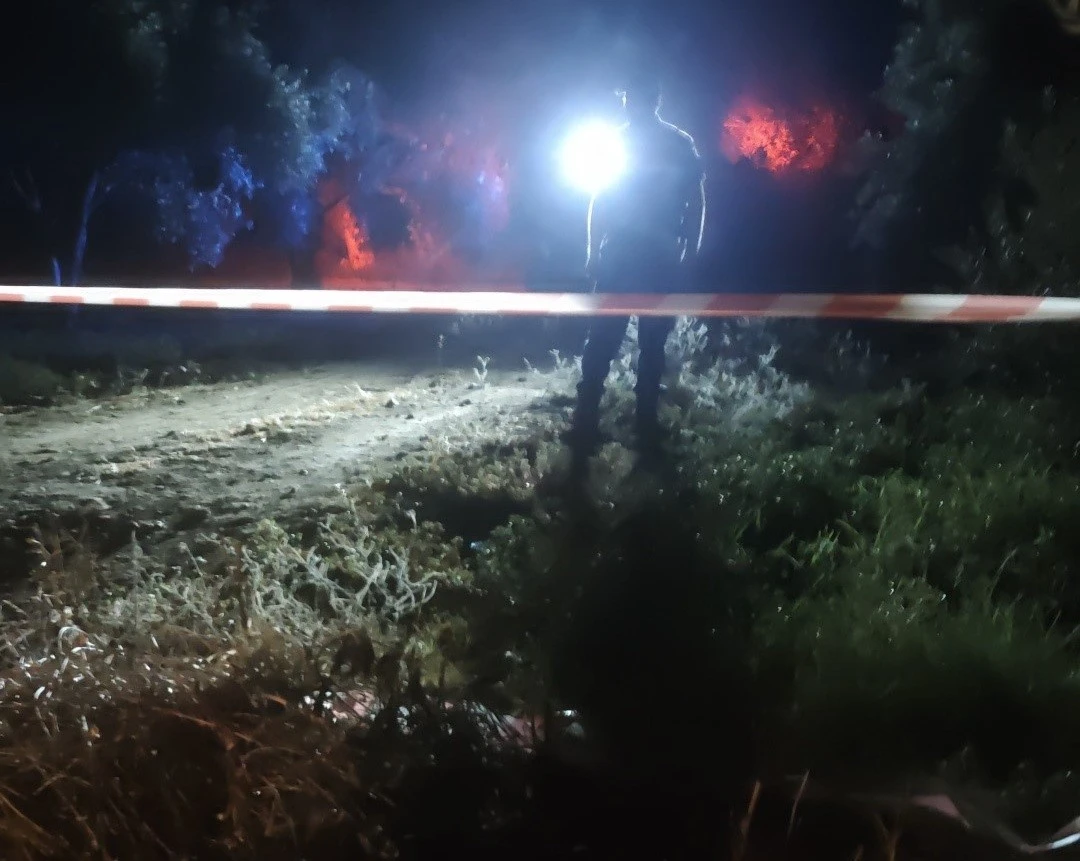 Belediye personeli tarlada &ouml;l&uuml; bulundu