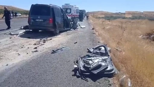 Bozova&rsquo;da feci kaza: 4 kişi hayatını kaybetti, 2 kişi ağır yaralı