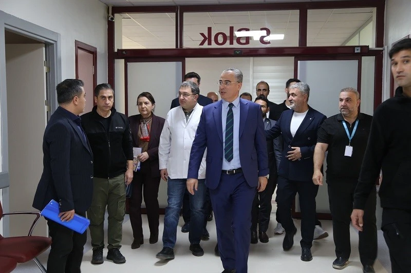 Diyarbakır Gazi Yaşargil Hastanesi 24 Yeni Poliklinik Odası Hizmete Açıldı