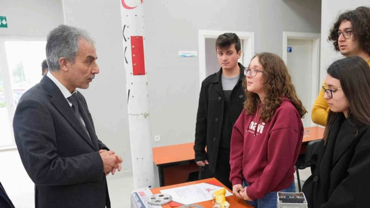 Ege &Uuml;niversitesi, İzmir&rsquo;de 1&rsquo;inci Ege B&ouml;lgesi&rsquo;nde 2&rsquo;nci sırada yer aldı