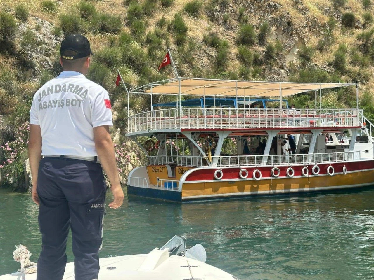 Gazeteciye Sopalı ve Silahlı Saldırı: 2 Ş&uuml;pheli G&ouml;zaltında