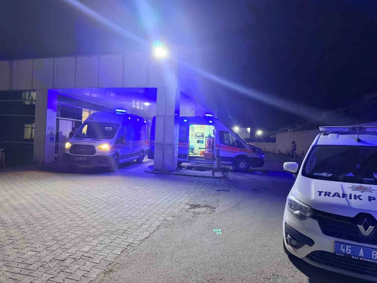 Kına gecesindeki kavgada ağır yaralanan 4 kişiden biri hayatını kaybetti