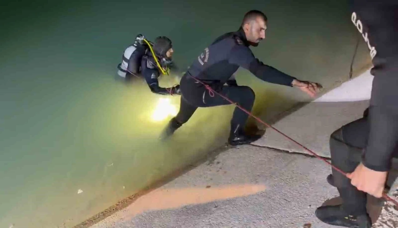 Serinlemek i&ccedil;in girdiği kanalda boğuldu