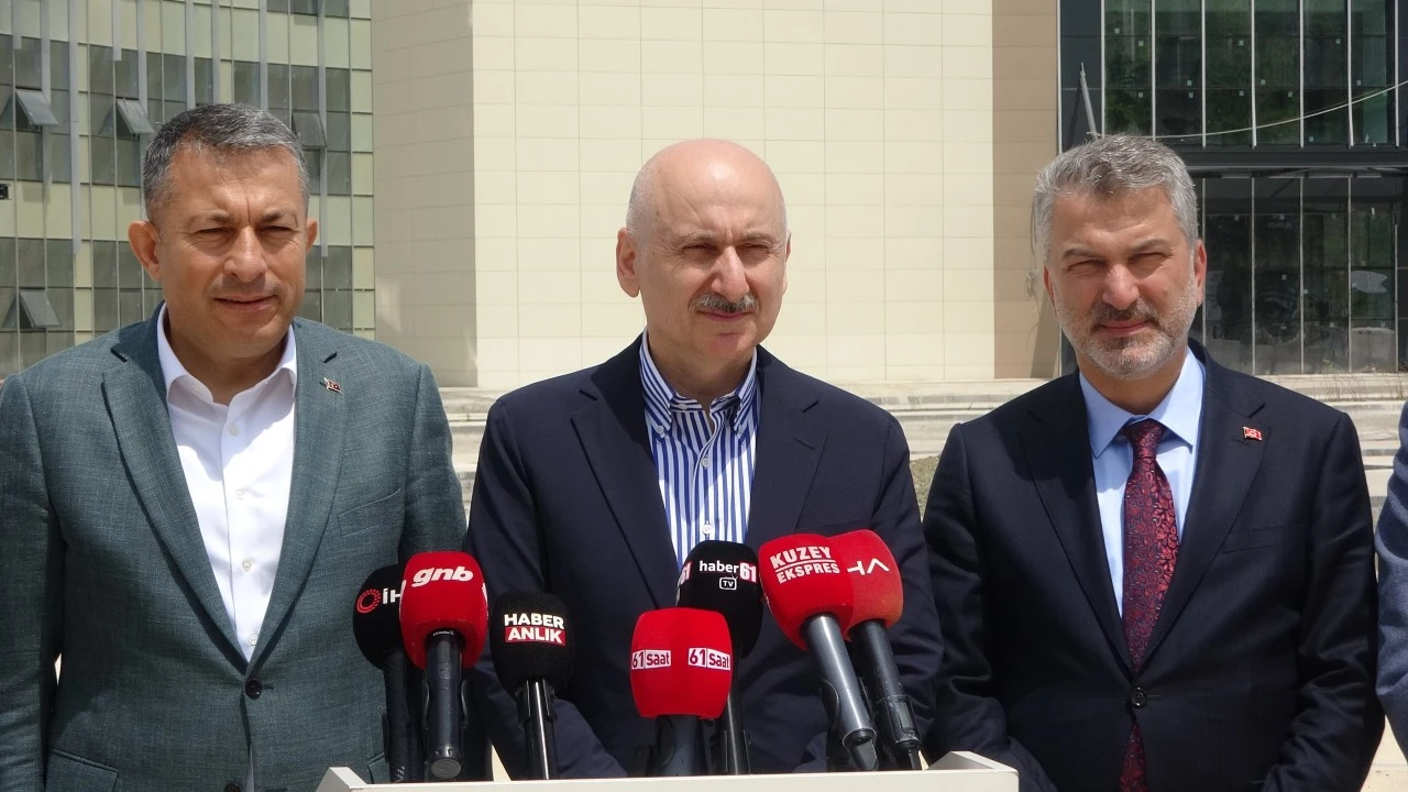 Trabzon Şehir Hastanesi Y&uuml;kseliyor: 900 Yataklı Dev Projede A&ccedil;ılış Yıl Sonu Hedefleniyor