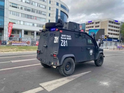 1 Mayıs kutlamaları öncesi Kadıköy’de yoğun güvenlik önlemi