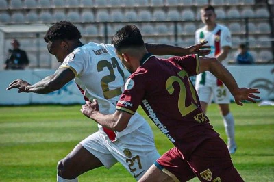 10 Kişilik Amedspor&rsquo;dan Pes Etmeyen M&uuml;cadele