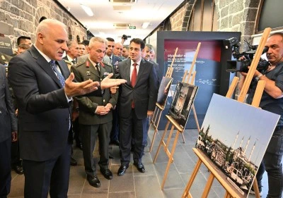 15 Temmuz’un Unutulmaz Kareleri Diyarbakır İçkale’de Sergilendi