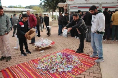 150 yıllık gelenek, bayram coşkusunu şekere dönüştürüyor