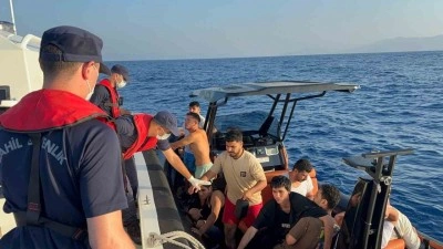 17 düzensiz göçmen kurtarıldı