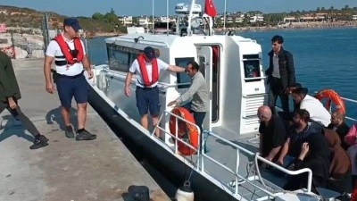 19 düzensiz göçmen kurtarıldı