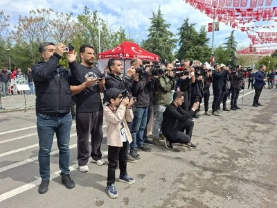 23 Nisan Kutlamalarının En Renkli İsmi 6 Yaşındaki &ldquo;Gazeteci&rdquo; Oldu