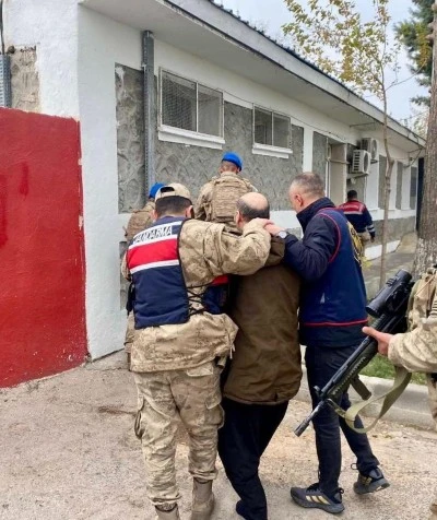 25 Yıl Hapis Cezası Bulunan Firari Zanlı JASAT Operasyonuyla Yakalandı