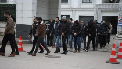 28 İlde Yapay Zeka Destekli Sahte Profillerle Bahis Operasyonu: 61 G&ouml;zaltı, 24 Tutuklama