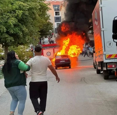 4 Yıllık Emeği 30 Dakikada Kül Oldu: İkinci El Araç Alacaklara Hayati Uyarı