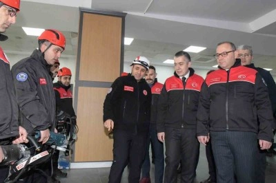 6 Şubat depreminde vefat edenler Esenyurt’ta anıldı