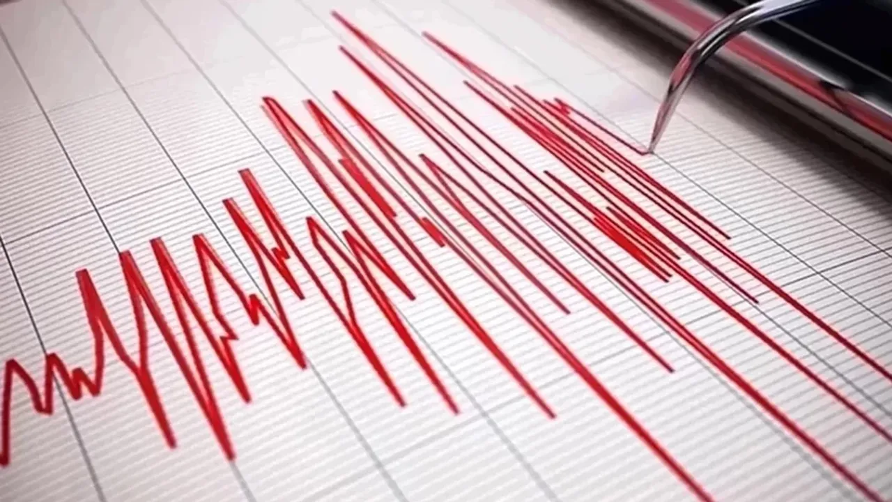 7.5 b&uuml;y&uuml;kl&uuml;ğ&uuml;nde deprem